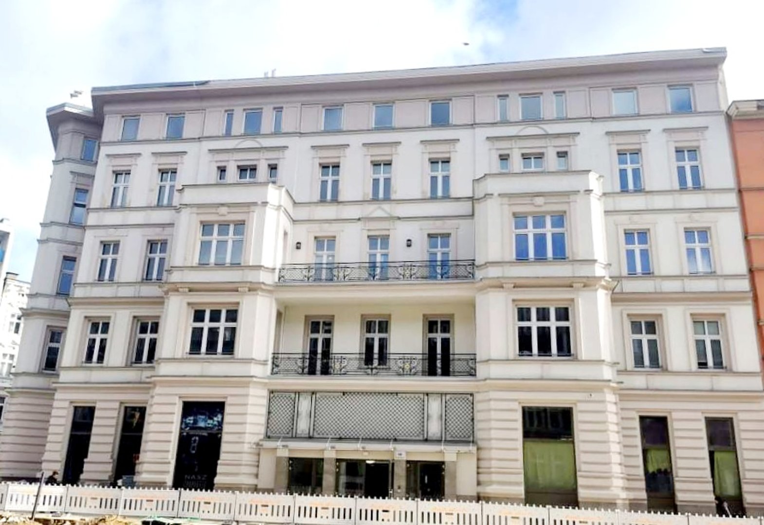 CONCIERGE BEATA ANNA KASPRZAK - 24